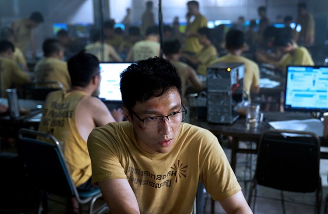 No More Bets (Gu zhu yi zhi) Review: A Dark Exposé On Online&nbsp;Gambling