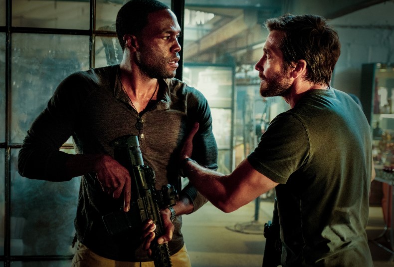 Ambulance (2022) Review: Michael Bay’s Style Is A Rejuvenating&nbsp;Experience