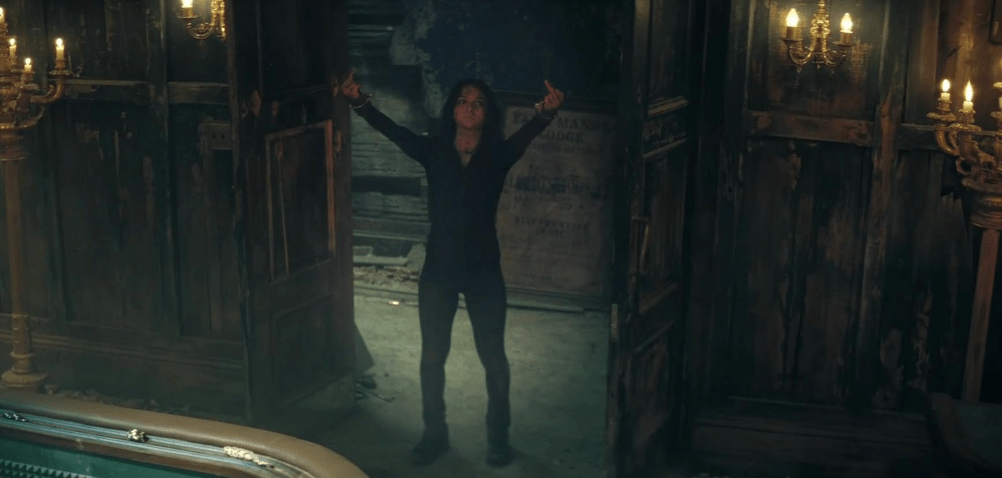 A Working Man Review: Jason Statham Punches People…The Movie